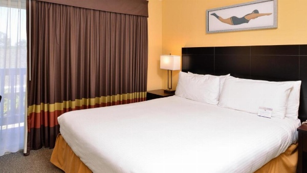 Dana Point Marina Inn image 38