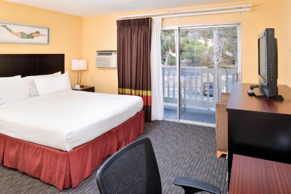 Dana Point Marina Inn image 44